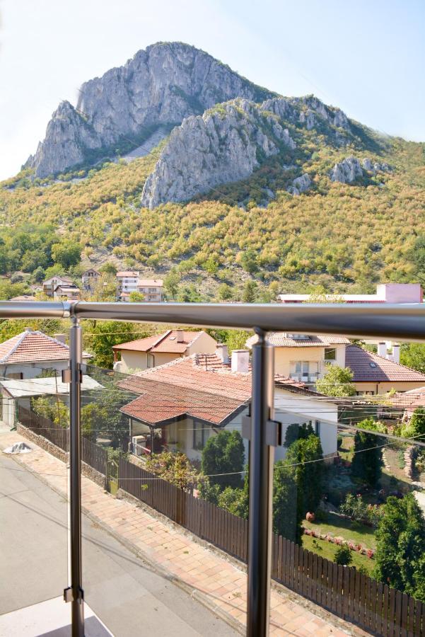 Раде 3-Враца Vratsa Esterno foto