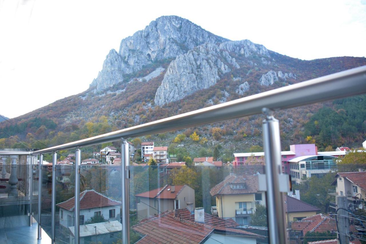 Раде 3-Враца Vratsa Esterno foto